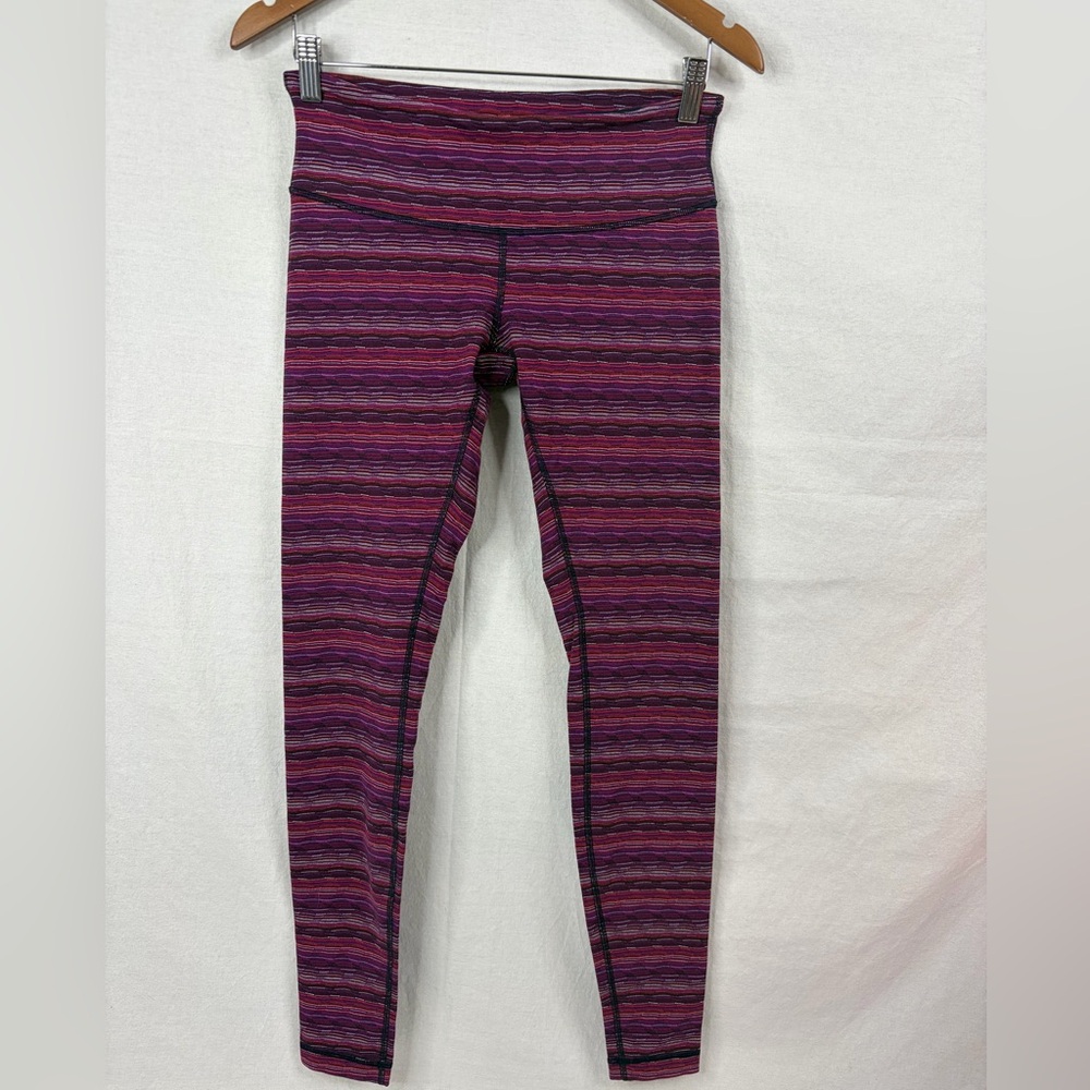 Lululemon Wunder Under Pant III
Space Dye Twist Regal Plum Alarming size 8